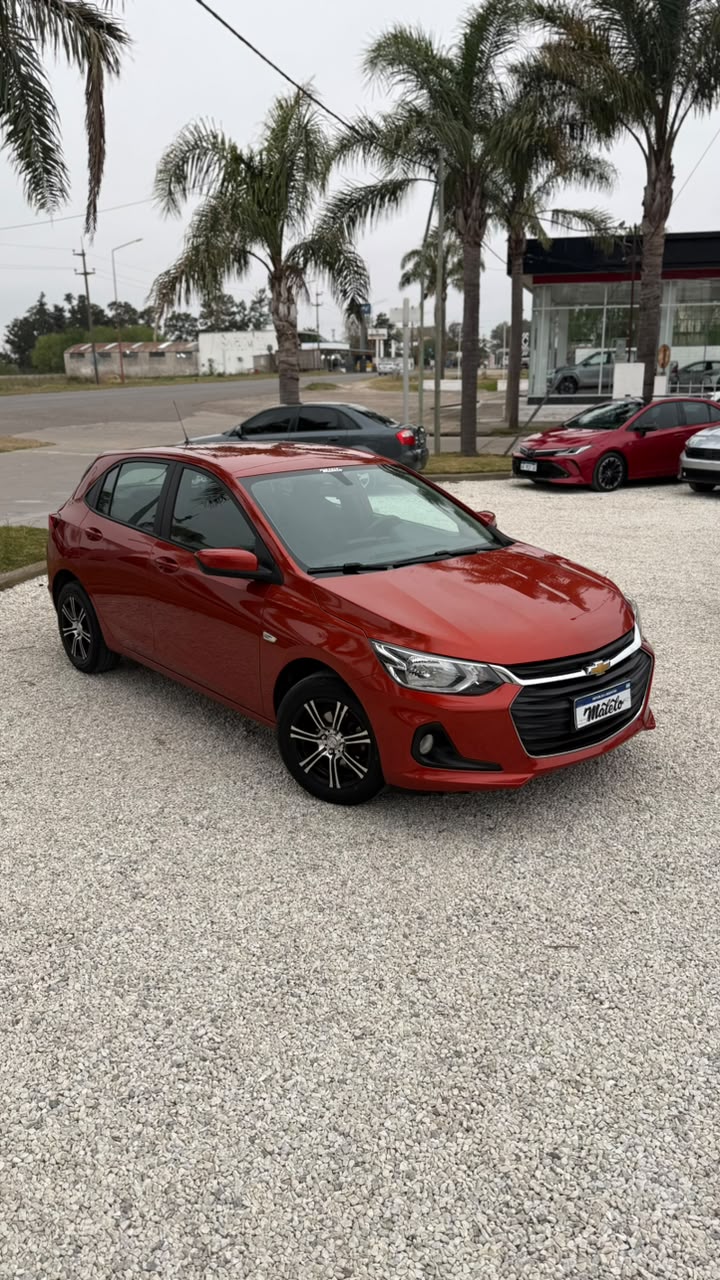 CHEVROLET - ONIX LT  1.2  - MANUAL  - 2021
